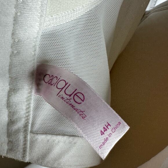 Cacique lightly lined back smoother no wire Comfortable bra 44H ivory color - Picture 3 of 4